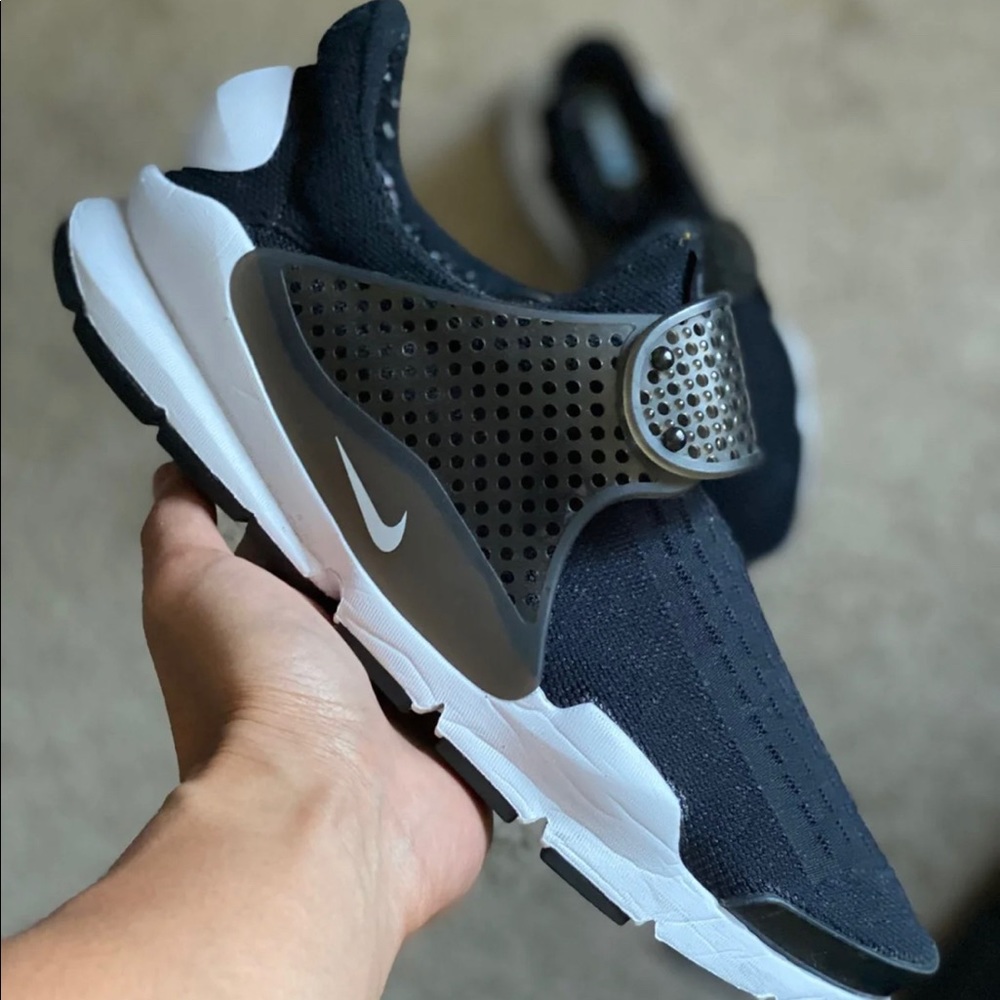Nike sock dart